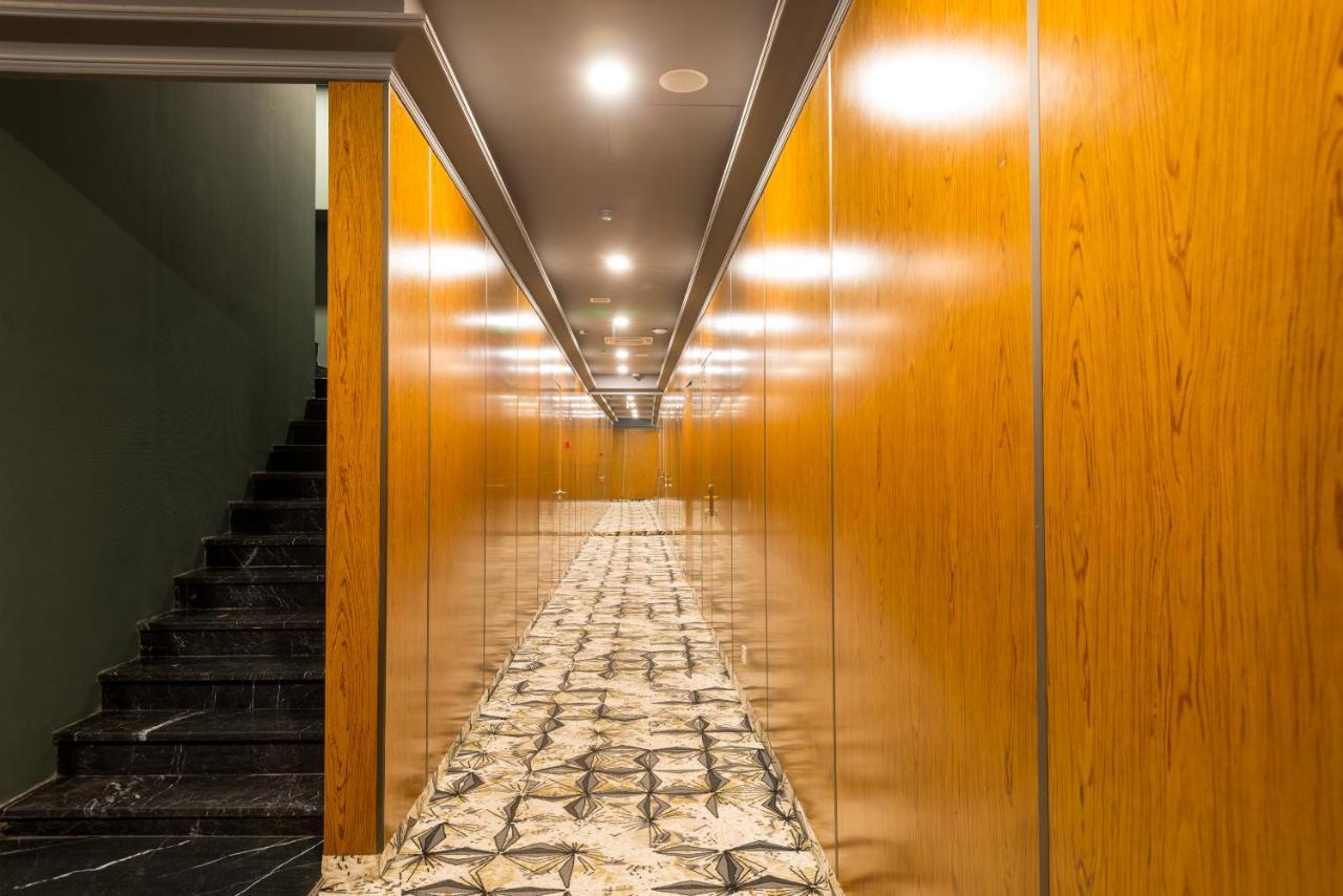 Grand Opera Hotel Kutaisi Exterior photo