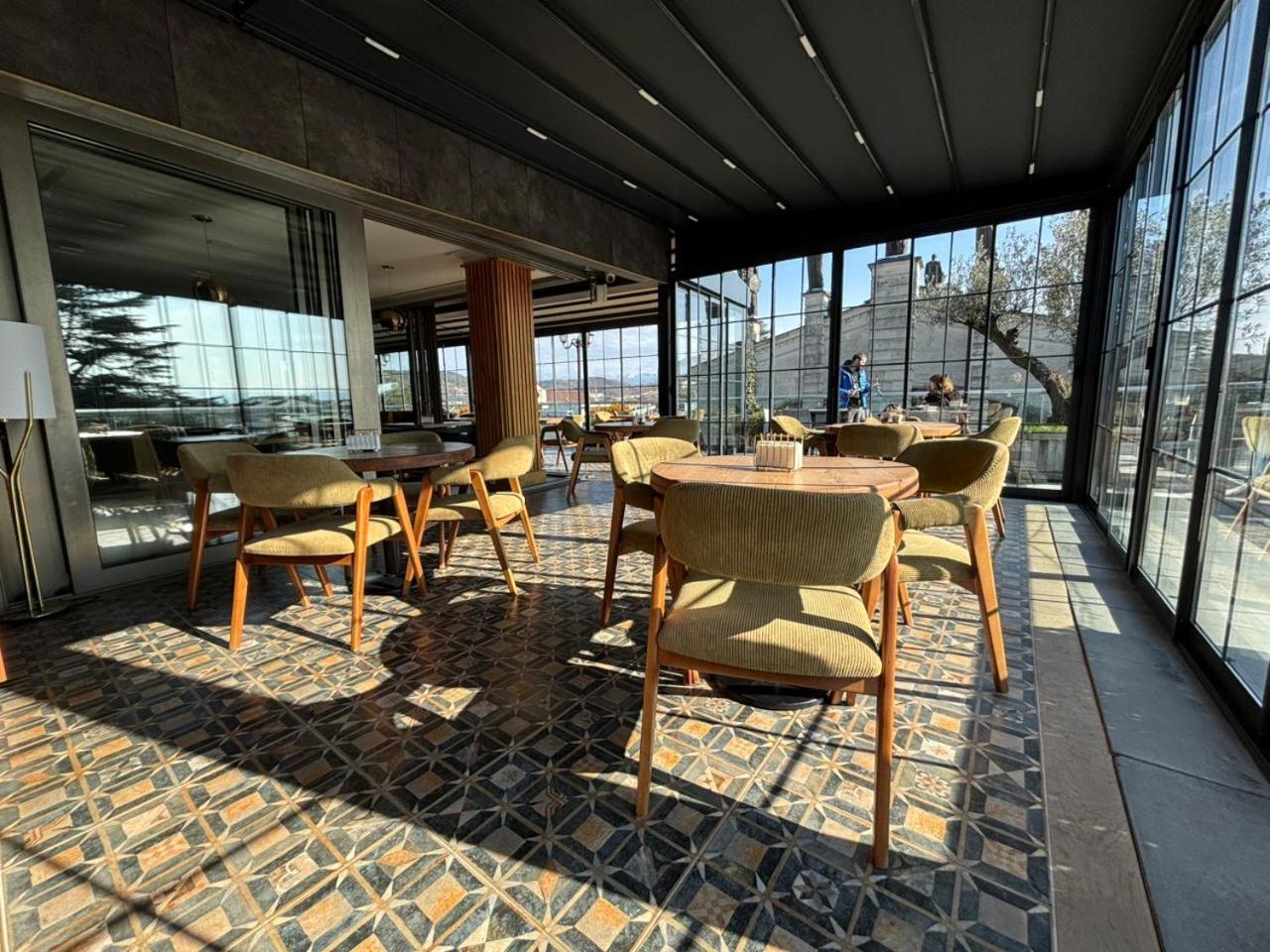 Grand Opera Hotel Kutaisi Exterior photo