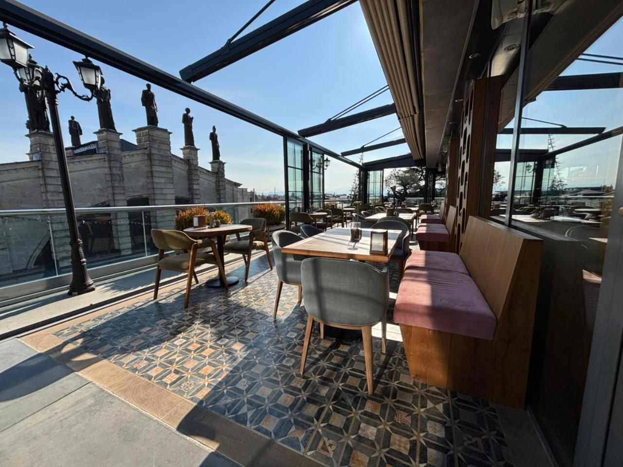 Grand Opera Hotel Kutaisi Exterior photo
