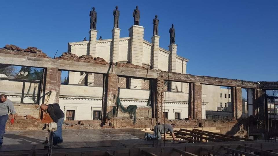 Grand Opera Hotel Kutaisi Exterior photo